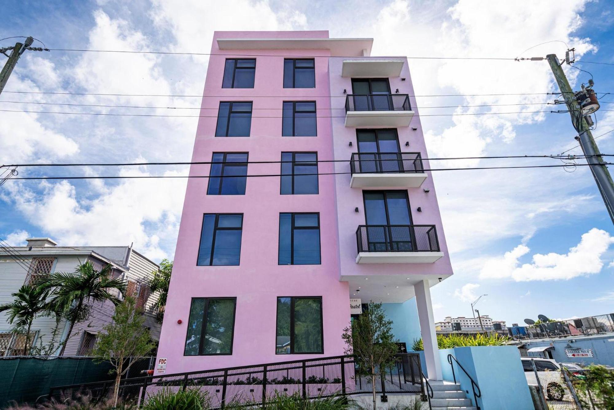 Pastel Aparthotel *