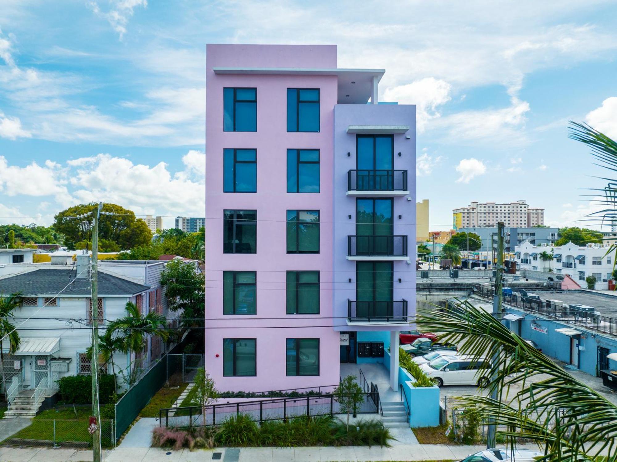 Pastel Aparthotel *