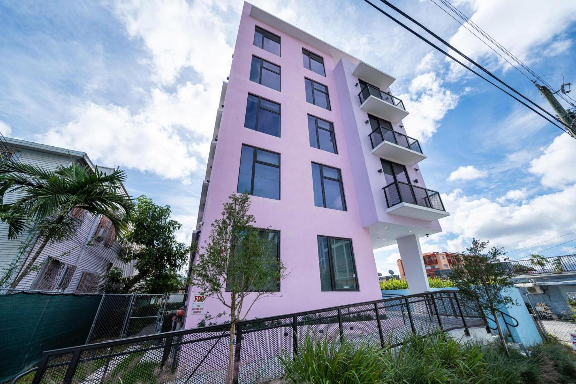 Aparthotel Pastel *